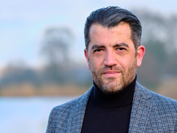 Porträt Ahmet Özdemir