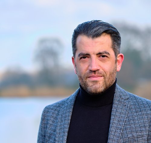 Porträt Ahmet Özdemir