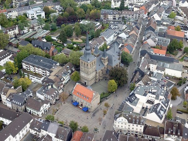 Luftbild Marktplatz und Fußgängerzone 