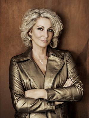 Porträtfoto Claudia Jung