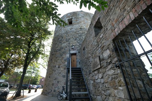 Historischer Wehrturm