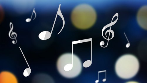 Symbolbild: Musiknoten und Notenschlüssel 