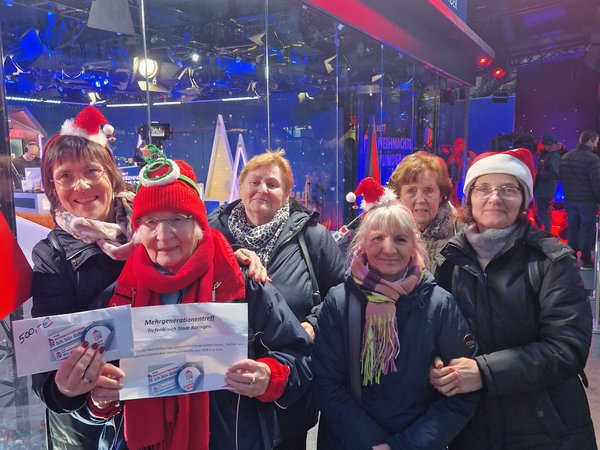 Gruppenbild mit sechs Frauen