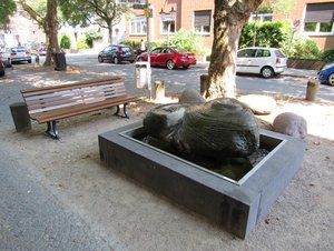Foto zeigt den Steinbrunnen in der Grütstraße