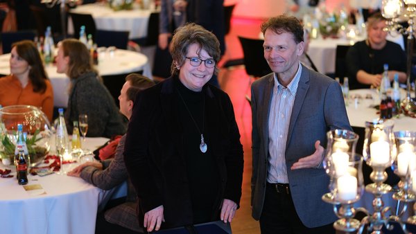 Die Beigeordneten Petra Cremer und Prof, Dr. Bert Wagener