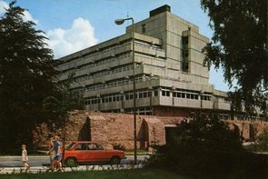 Ein historisches Foto des Ratinger Rathauses